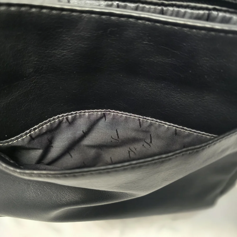 Simply Vera Vera Wang Black Textured Crossbody Bag - Picture 12 of 16